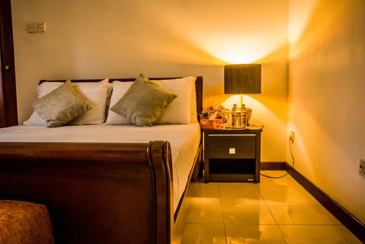 *** Bed & Breakfast Hotel Blue Bird Negombo Sri Lanka